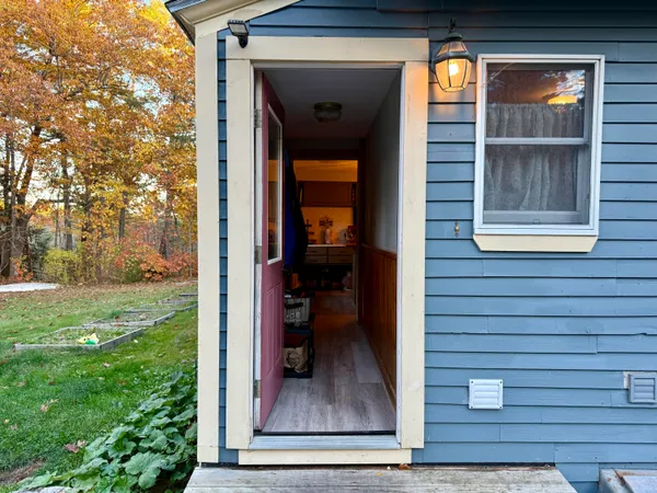 $315,000 | 7 Old Lewiston Road, Monmouth, ME 04265