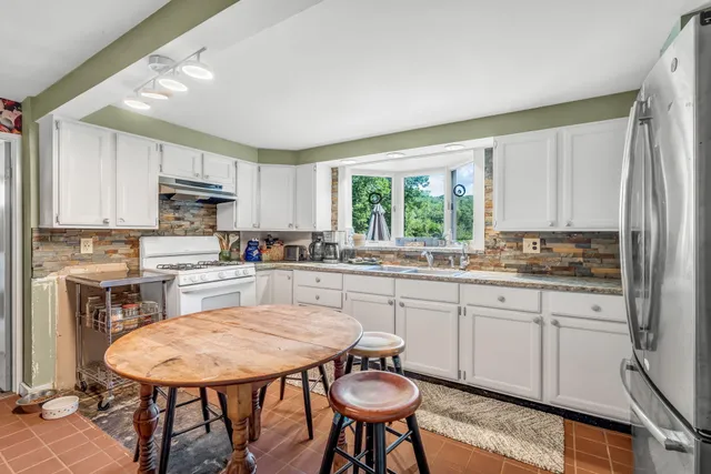 $430,000 | 424 Molyneaux Road, Camden, ME 04843