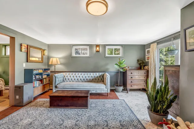 $430,000 | 424 Molyneaux Road, Camden, ME 04843