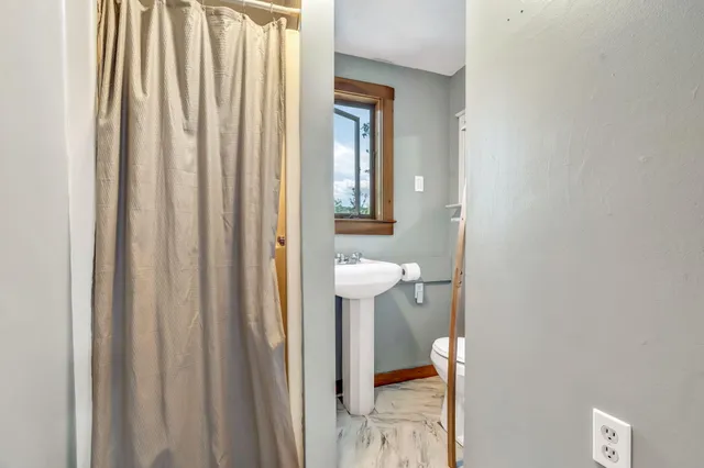 $430,000 | 424 Molyneaux Road, Camden, ME 04843