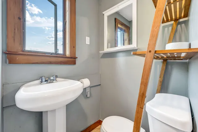 $430,000 | 424 Molyneaux Road, Camden, ME 04843