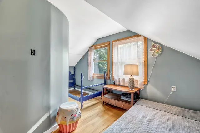 $430,000 | 424 Molyneaux Road, Camden, ME 04843