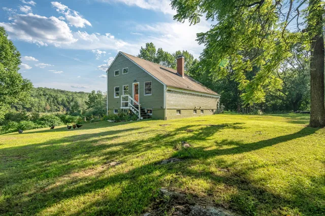$430,000 | 424 Molyneaux Road, Camden, ME 04843