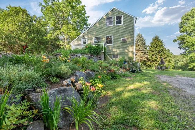 $430,000 | 424 Molyneaux Road, Camden, ME 04843