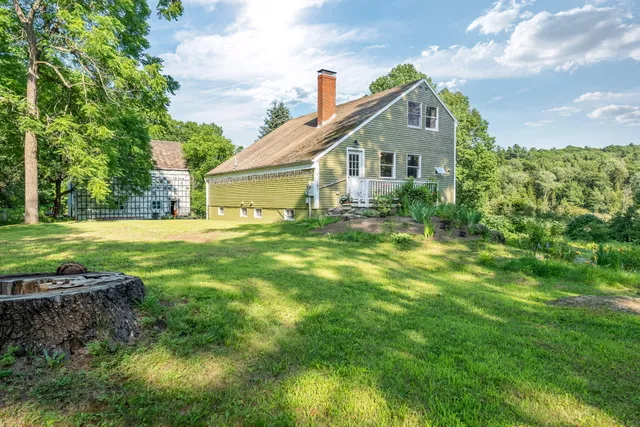 $430,000 | 424 Molyneaux Road, Camden, ME 04843