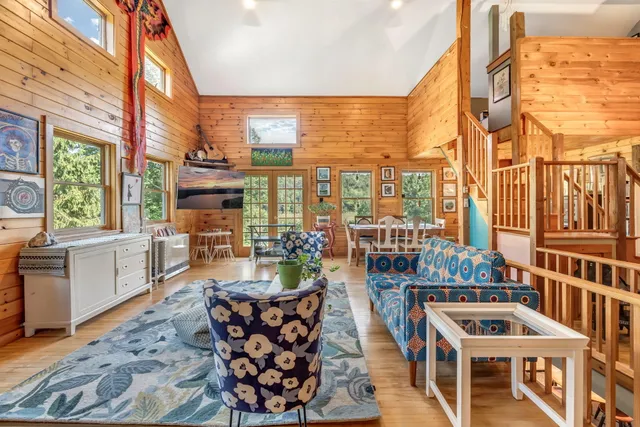 $430,000 | 424 Molyneaux Road, Camden, ME 04843