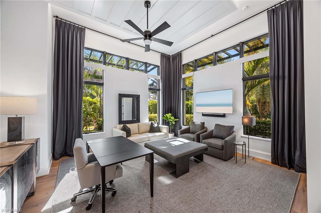 1300 Nautilus Road Naples, FL 34102 - Photo 21 of 38