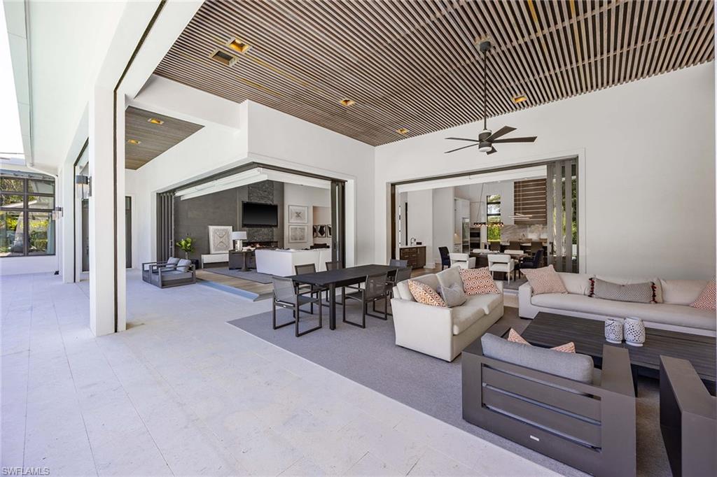 1300 Nautilus Road Naples, FL 34102 - Photo 33 of 38