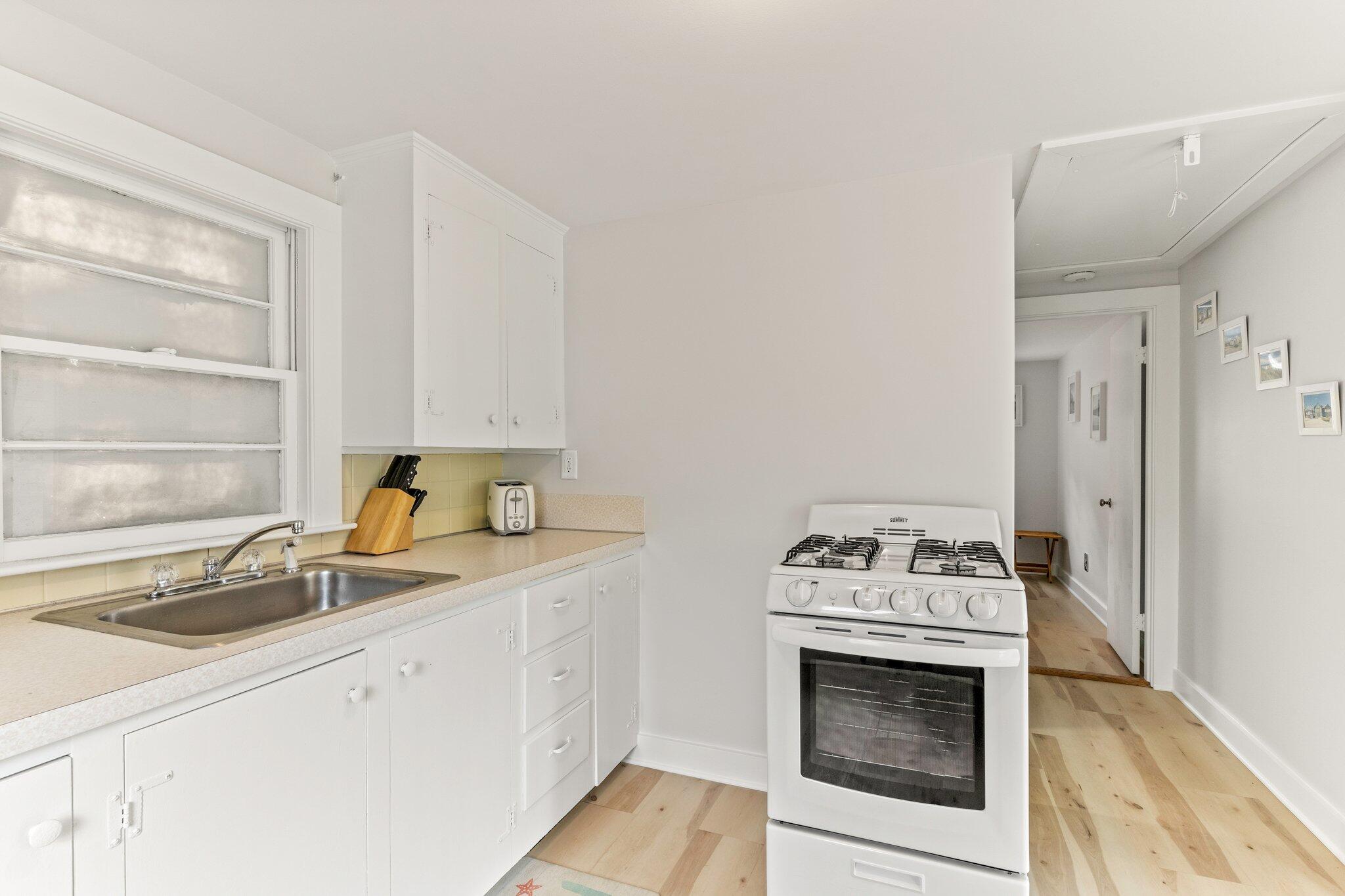 716 State Highway Eastham, MA 02642 - Photo 13 of 33 10