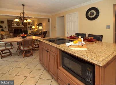 7420 Jenna Road Springfield, VA 22153 - Photo 8 of 30 Kitchen