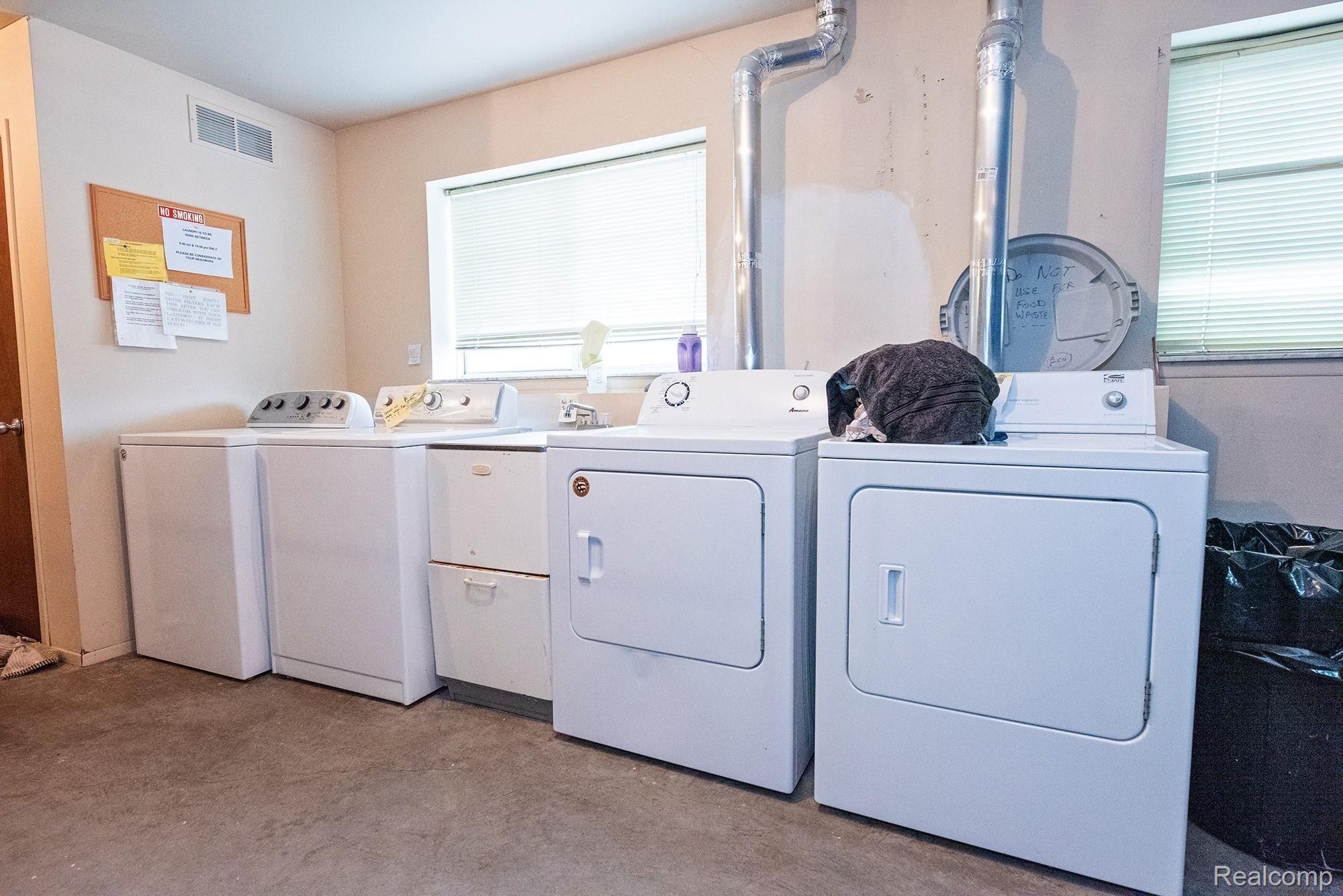 450 Baldwin Avenue, Unit 52 Rochester, MI 48307 - Photo 22 of 24 Baldwin 22.jpg