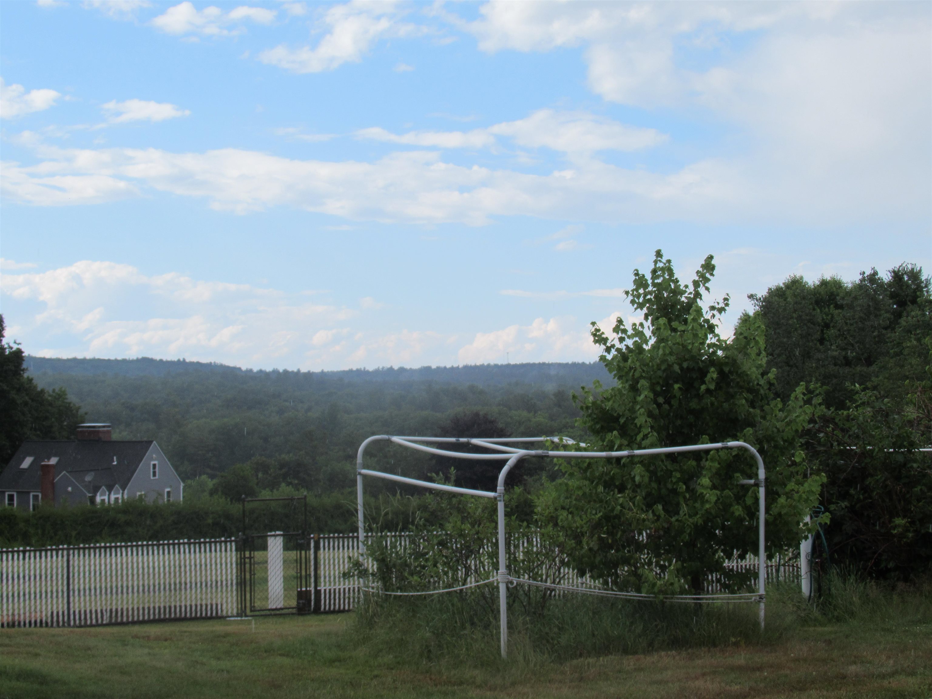 20 Kilrea Road Derry, NH 03038 - Photo 16 of 29