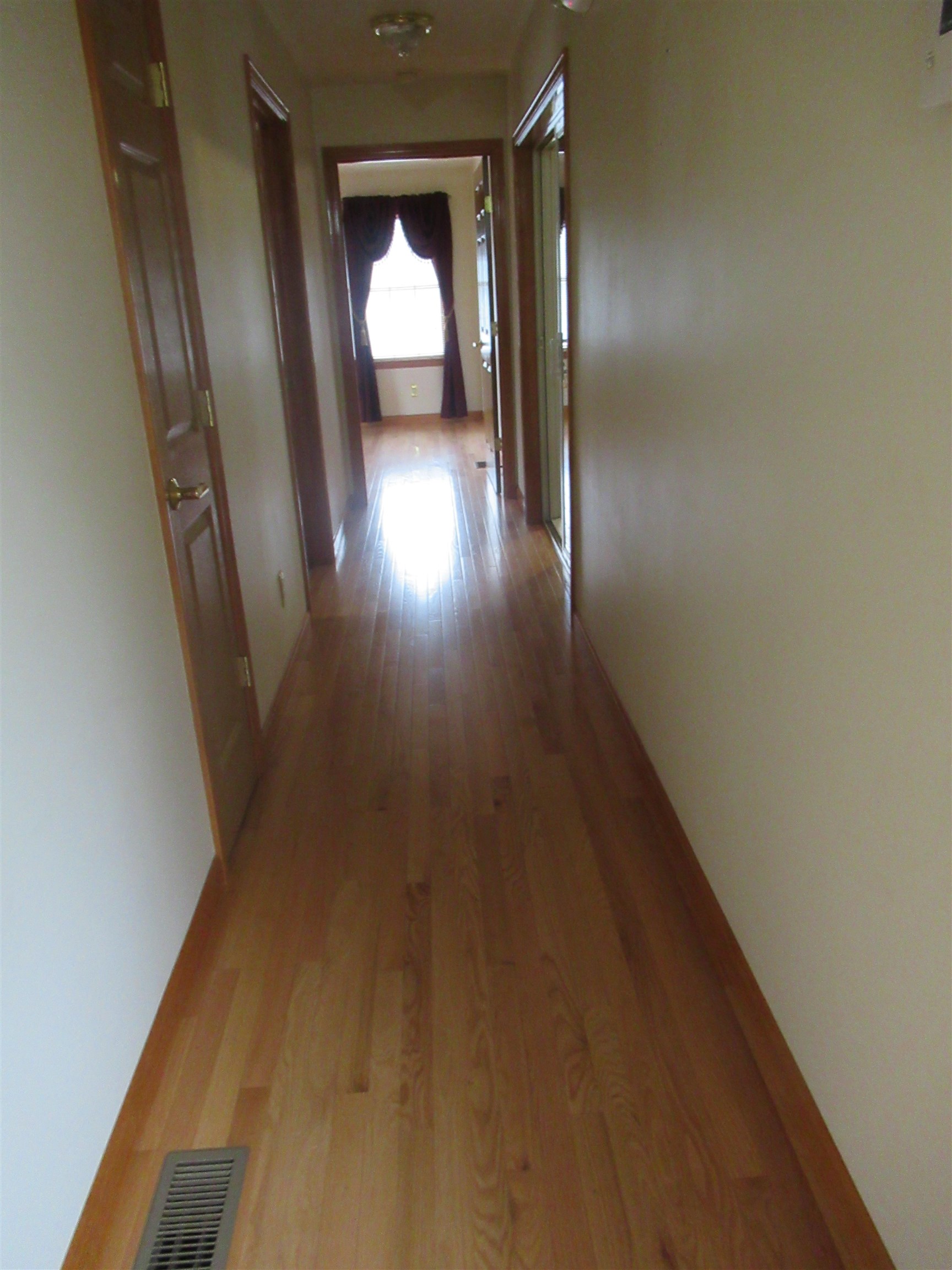 20 Kilrea Road Derry, NH 03038 - Photo 6 of 29