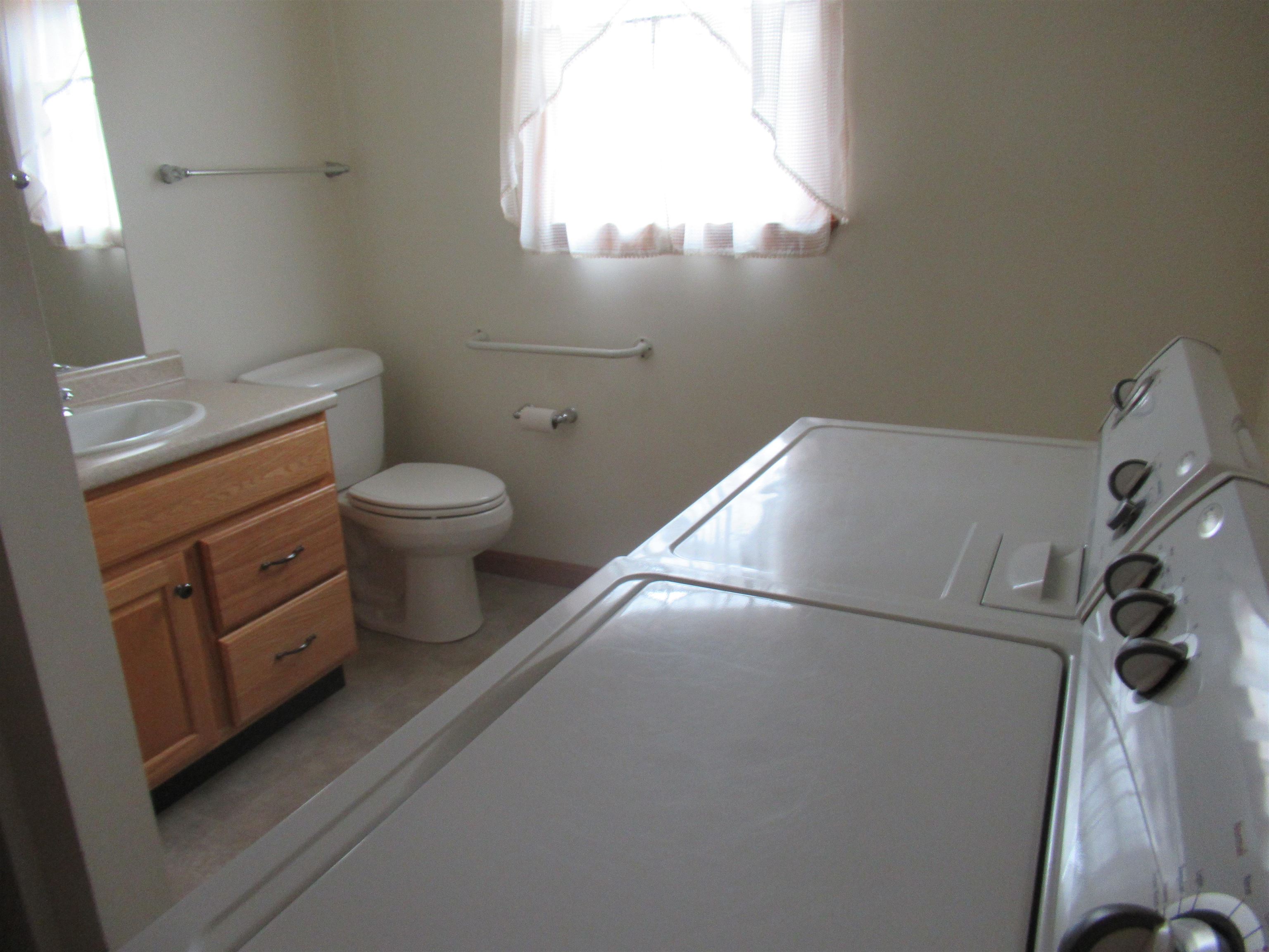 20 Kilrea Road Derry, NH 03038 - Photo 7 of 29