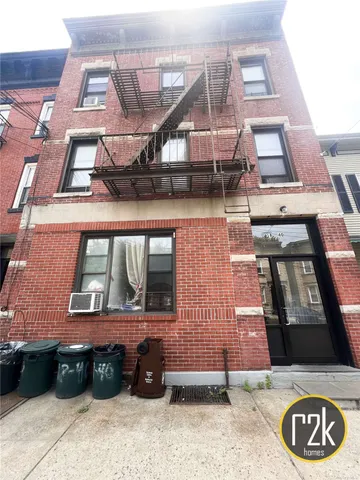 $1,748,000 | 18-40 25th Road | Astoria