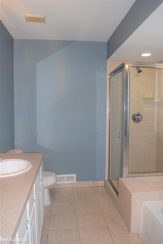 2761 Eastern Avenue Rochester Hills, MI 48307 - Photo 25 of 36