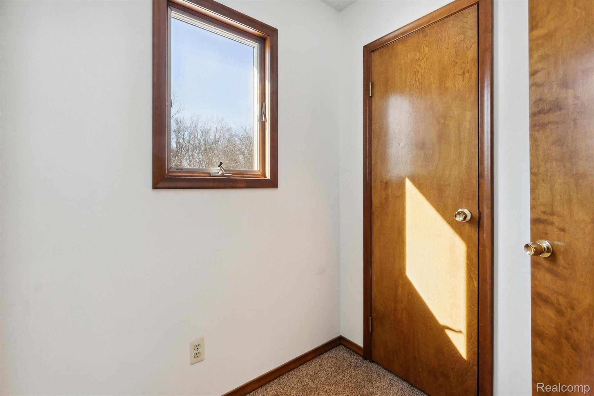 4010 Seim Road Howell, MI 48843 - Photo 27 of 39 Gallery Image 27