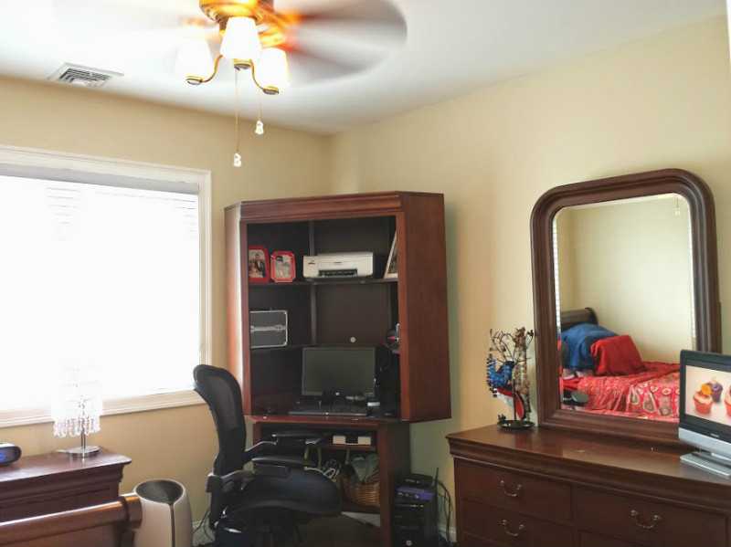 58 Applegate Road Cranston, RI 02920 - Photo 11 of 25 Bedroom.