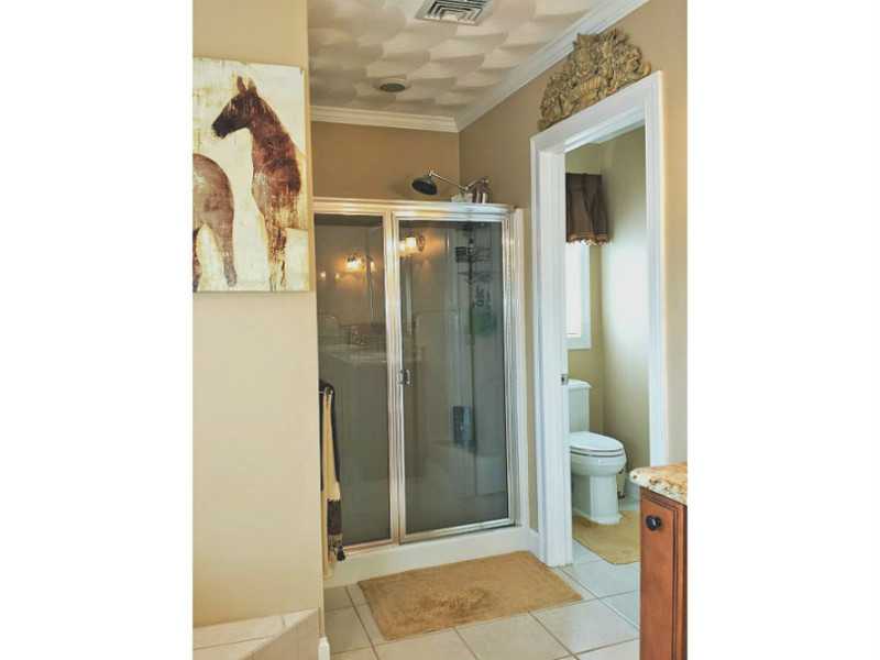 58 Applegate Road Cranston, RI 02920 - Photo 15 of 25 Master Bath/Spa.