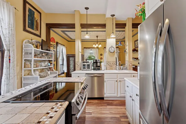 $775,000 | 957 Ashland Avenue, St. Paul, MN 55104