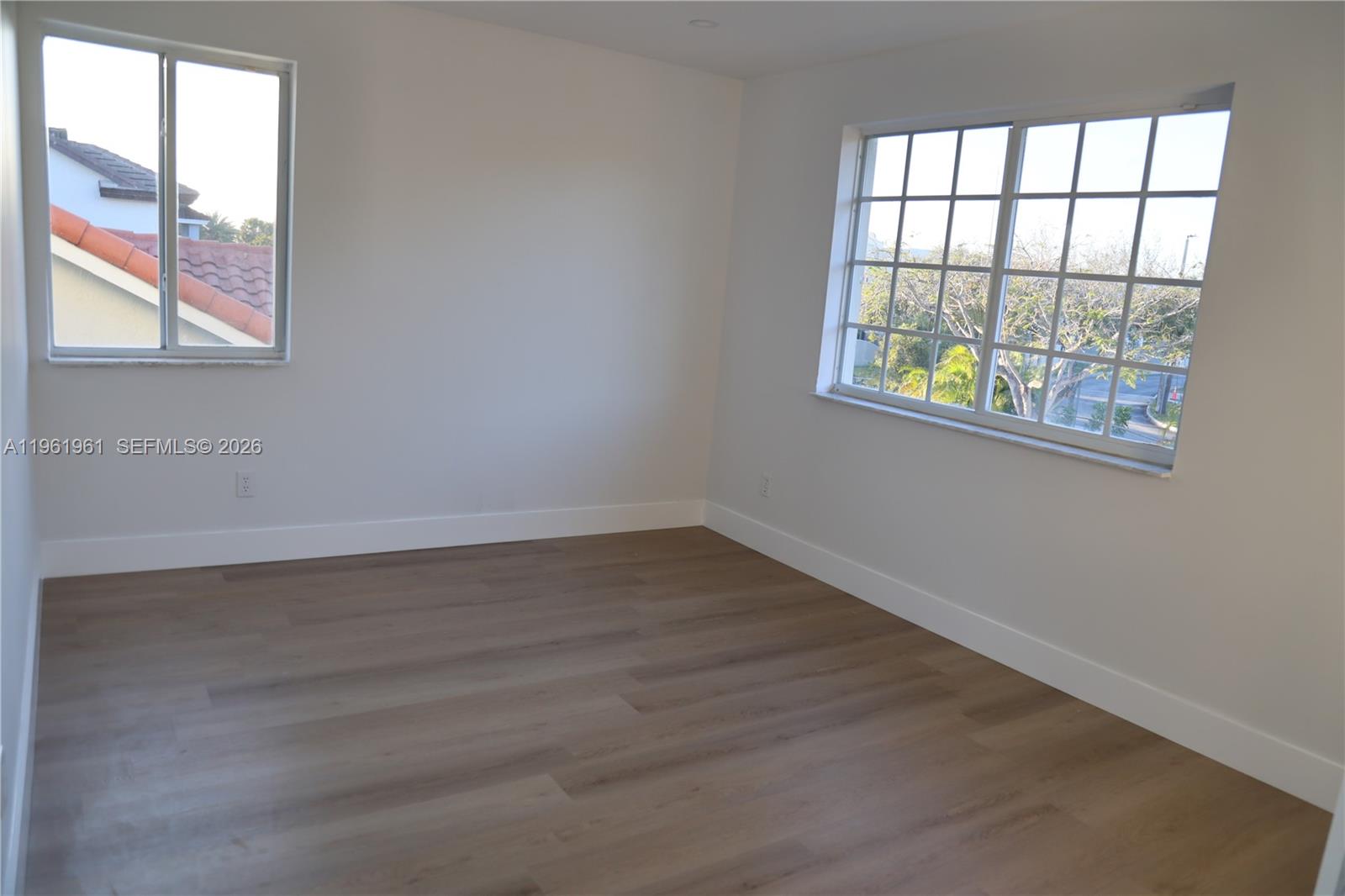 7928 Northwest 190th Lane Hialeah, FL 33015 - Photo 21 of 37