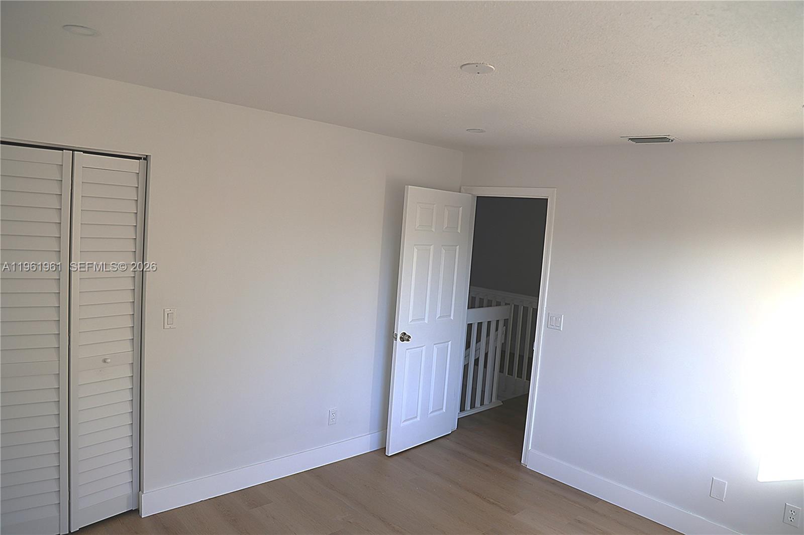 7928 Northwest 190th Lane Hialeah, FL 33015 - Photo 23 of 37