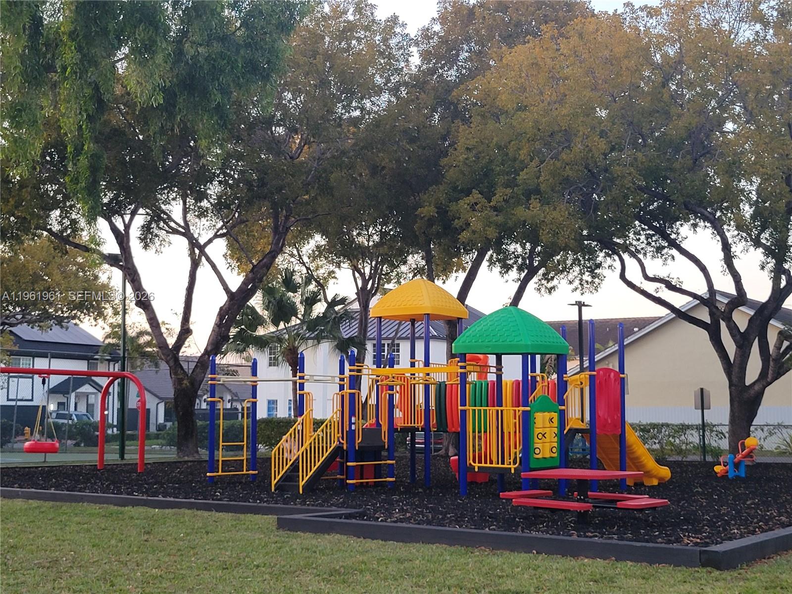 7928 Northwest 190th Lane Hialeah, FL 33015 - Photo 26 of 37 ESPLANADE PLAYGROUNG