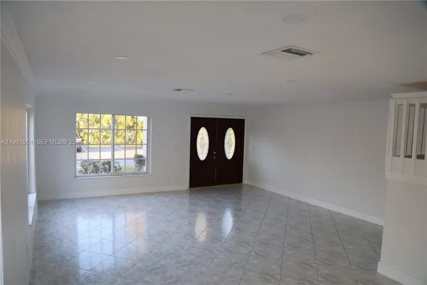 $4,500 | 7928 Northwest 190th Lane, Hialeah, FL 33015