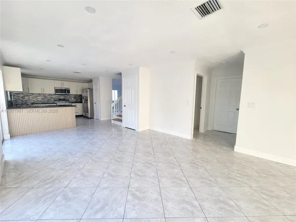 $4,500 | 7928 Northwest 190th Lane, Hialeah, FL 33015