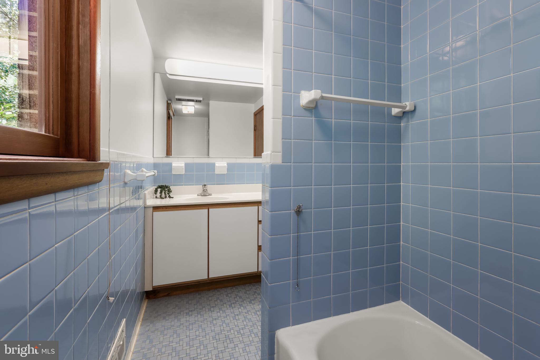 1725 St Giles Road Gibson Island, MD 21056 - Photo 29 of 43 Full Bath #2