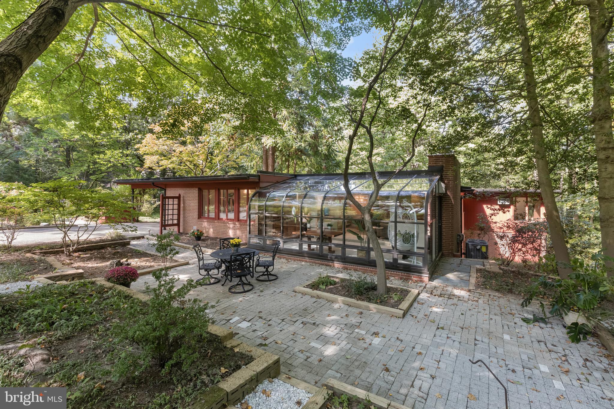 1725 St Giles Road Gibson Island, MD 21056 - Photo 7 of 43 Cozy and Hidden from Sight