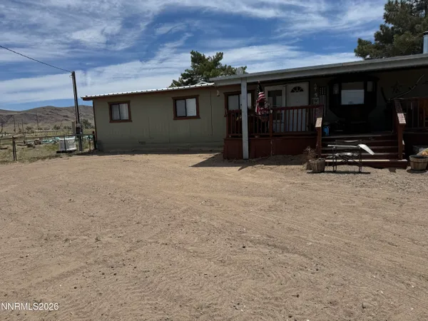 $365,000 | 5 Rhoda Lane, Yerington, NV 89447