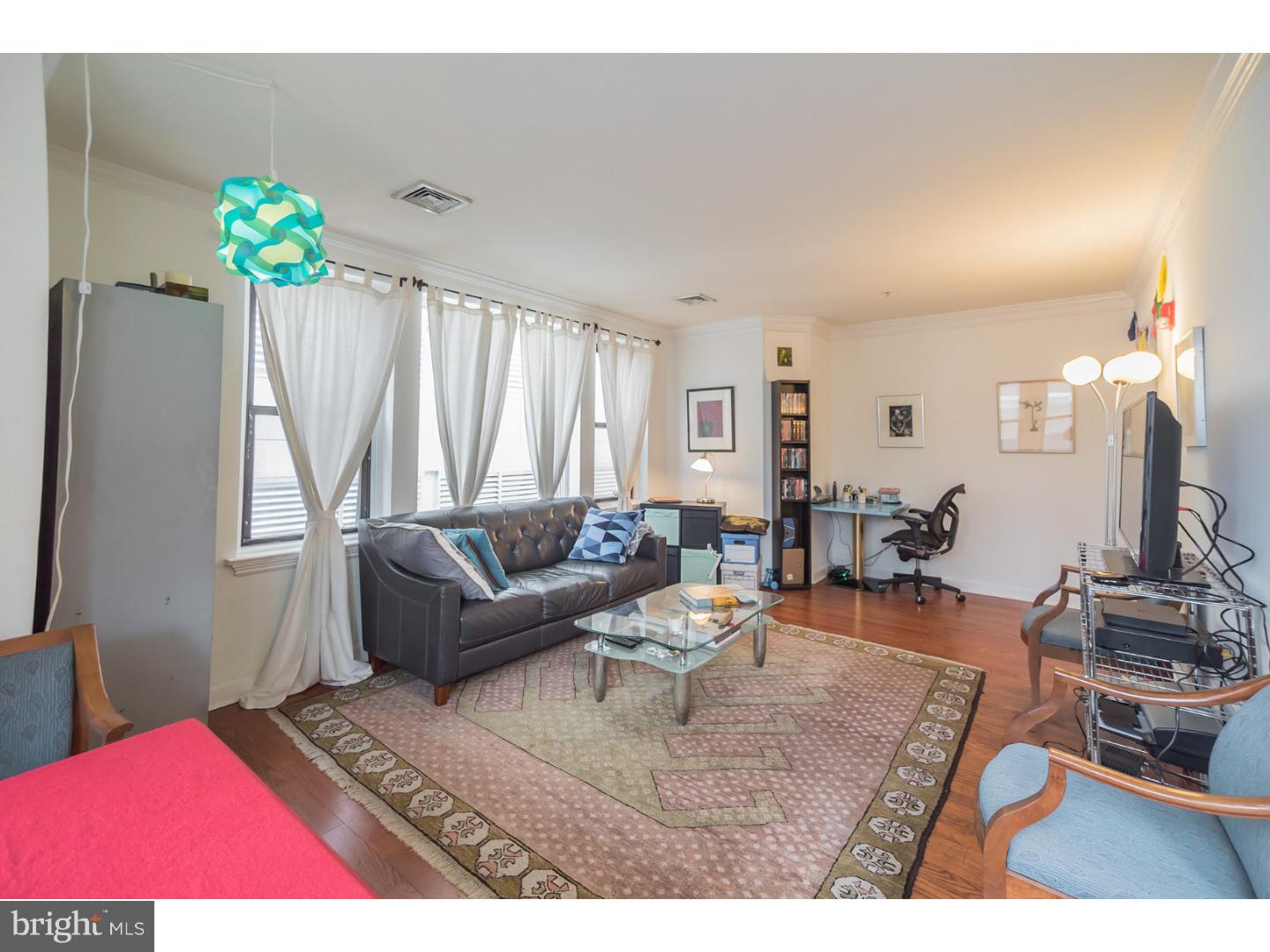 37 South 20th Street, Unit 2A Philadelphia, PA 19103 - Photo 6 of 13