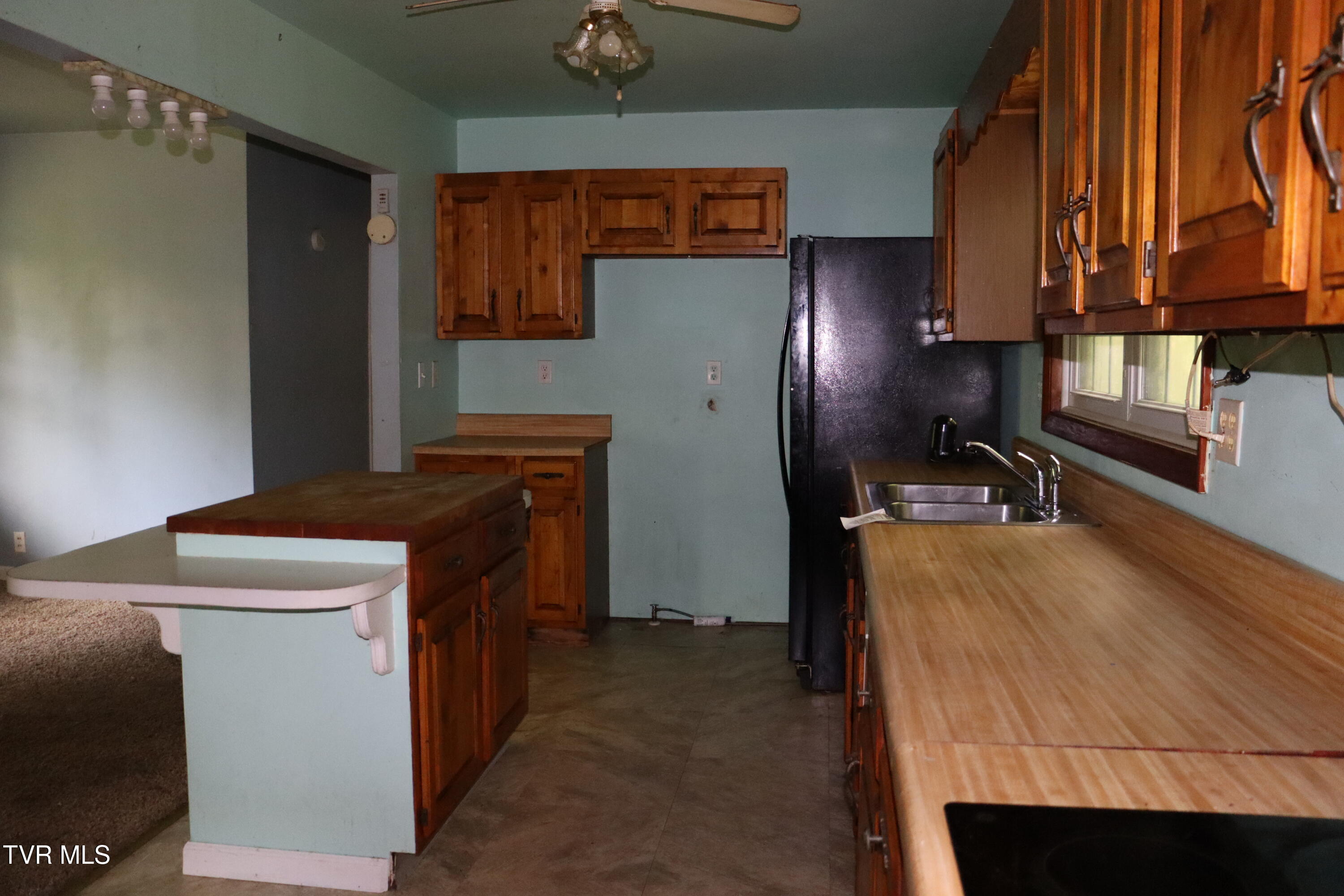 1020 Steep Fork Road Grundy, VA 24614 - Photo 19 of 30 IMG_1107