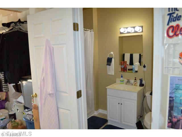 5415 Cook Collier Road Liberty, NC 27298 - Photo 8 of 16 Bath.