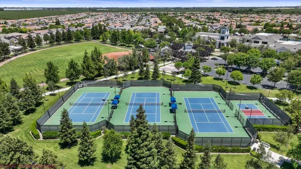 $649,900 | 1491 Arbor Brook Drive, Manteca, CA 95336