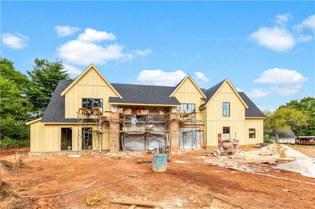 140 Mayfield Circle, Alpharetta, GA 30009 Compass