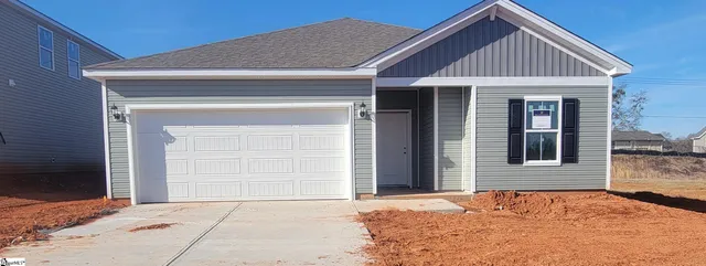 $299,990 | 134 Cedar Shoals, Easley, SC 29640