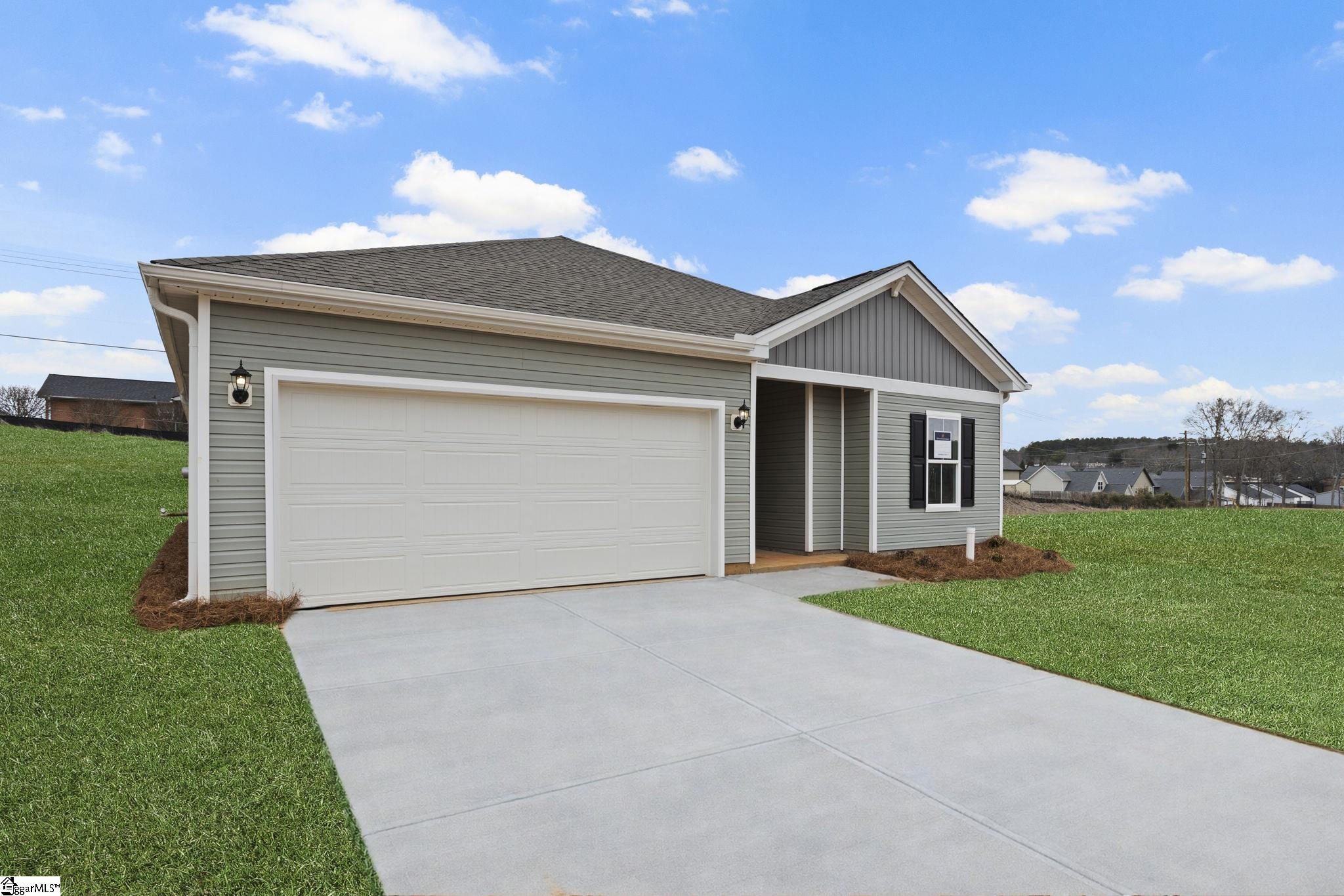 134 Cedar Shoals Easley, SC 29640 - Photo 2 of 10