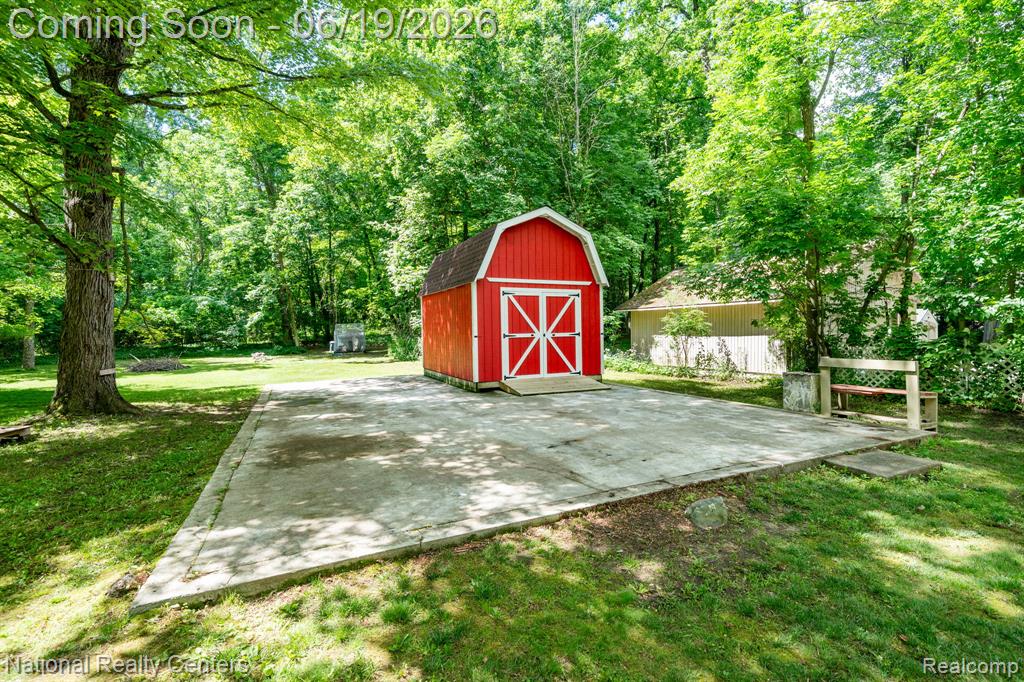 5223 Woodlane Road Clarkston, MI 48348 - Photo 31 of 36