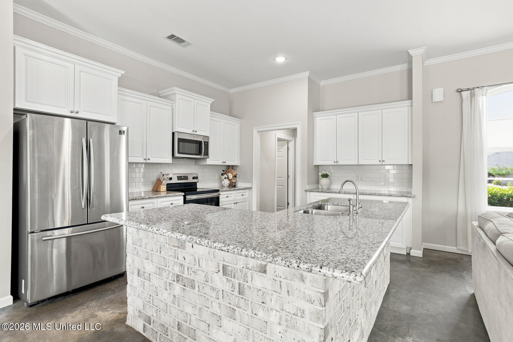 123 Kings Crossing Canton, MS 39046 - Photo 8 of 29 123 Kings Crossing-18