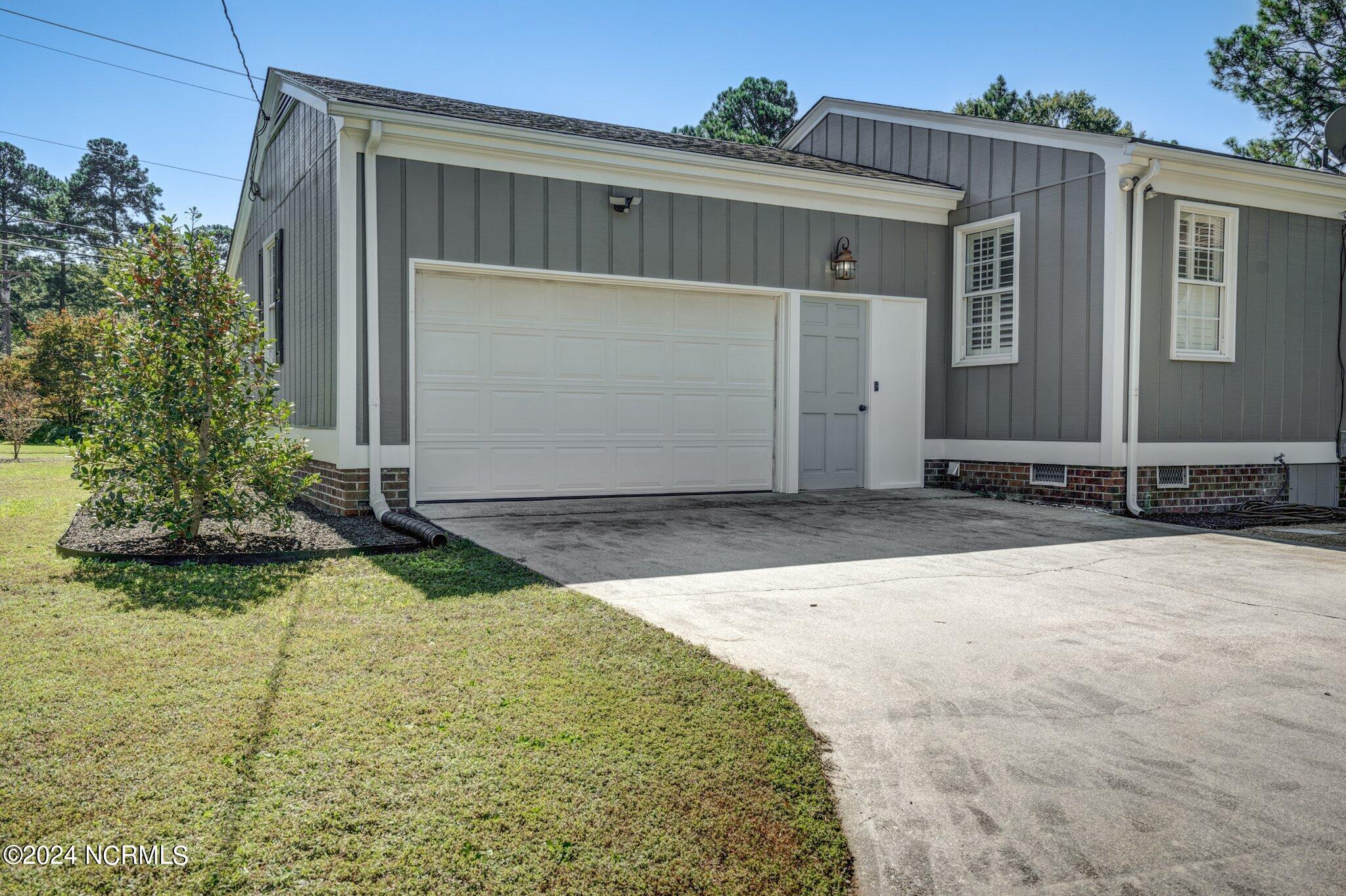 3500 Winstead Road Rocky Mount, NC 27804 - Photo 3 of 40 Rear Driveway Garage