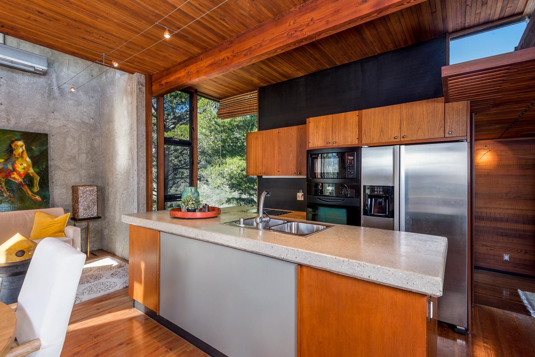 1220 Toro Canyon Road Montecito, CA 93108 - Photo 16 of 31 Kitchen