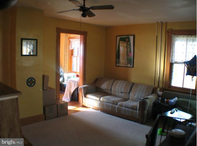 725 Stone Road Westminster, MD 21158 - Photo 17 of 26 Living Room
