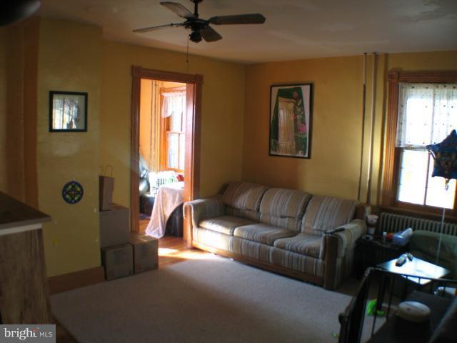 725 Stone Road Westminster, MD 21158 - Photo 21 of 26 Living Room