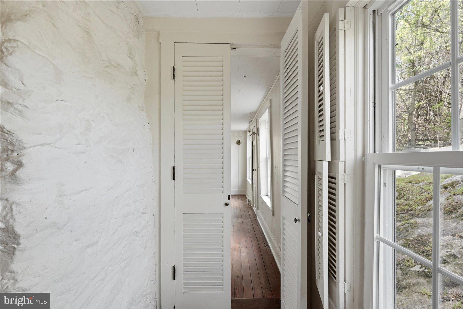 2674 5 Points Road Marshall, VA 20115 - Photo 41 of 72 Breakfast Room - doorway on Left to Dining Room