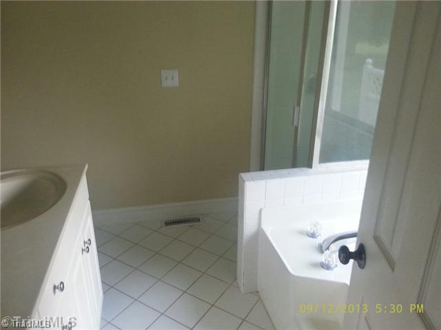 2714 Colton Drive Oak Ridge, NC 27310 - Photo 7 of 8 Bath.