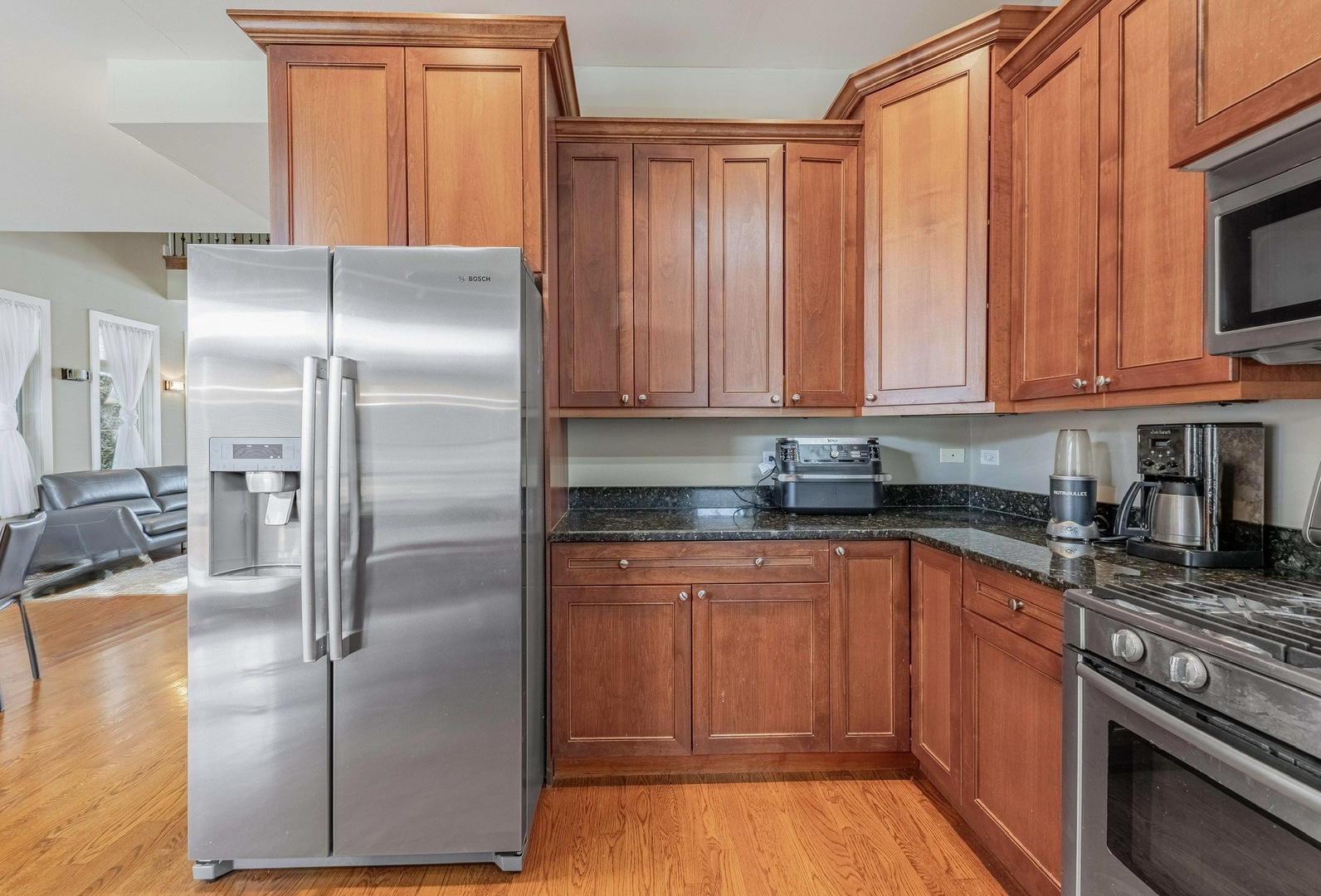 74 East Pershing Road, Unit 2 Chicago, IL 60653 - Photo 5 of 23