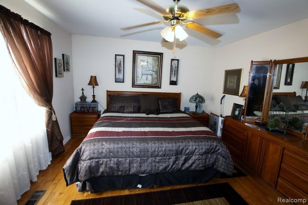 6386 Rustic Ridge Trail Grand Blanc, MI 48439 - Photo 17 of 24 016.jpg