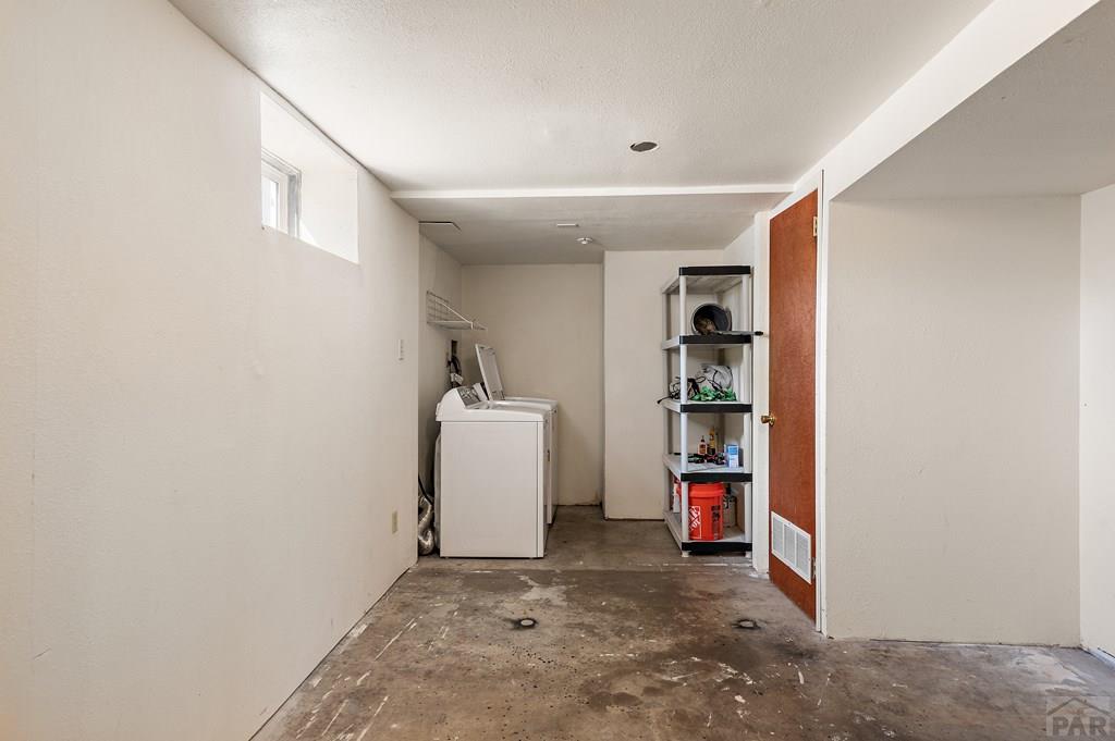 1810 Comanche Road Pueblo, CO 81001 - Photo 16 of 29